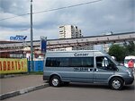 Бесплатный автобус Genser в пункт аренды автомобилей АрендаАвто-клб на ул.Добролюбова